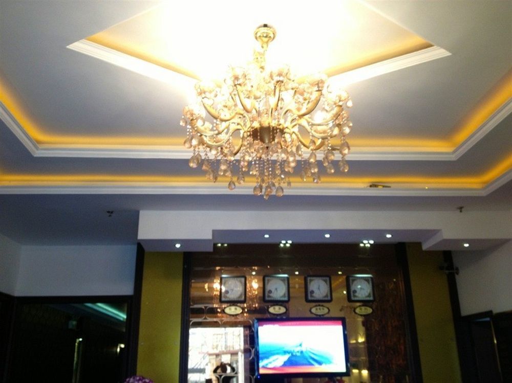 Jiujiu Holiday Hotel Shanghai Esterno foto